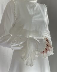 Beyaz İncili Gömlek