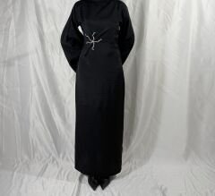 Taş Detaylı Siyah Elbise